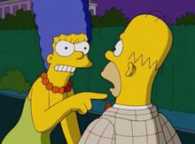 Marge amnesia briga homer