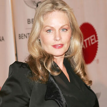 Beverly d angelo photos