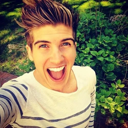 joey graceffa