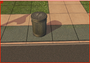 Residential outdoor trash can