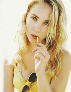 Juno Temple hd Wallpapers 2013 3