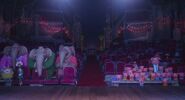 The audience laughing at Rosita and Gunter's performance of "Shake It Off".