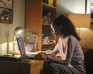 S03E01-Borders-Promo-34.jpg (642 KB)