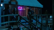 S01E02-The-Lure-082-The-Anchor.jpg (190 KB)