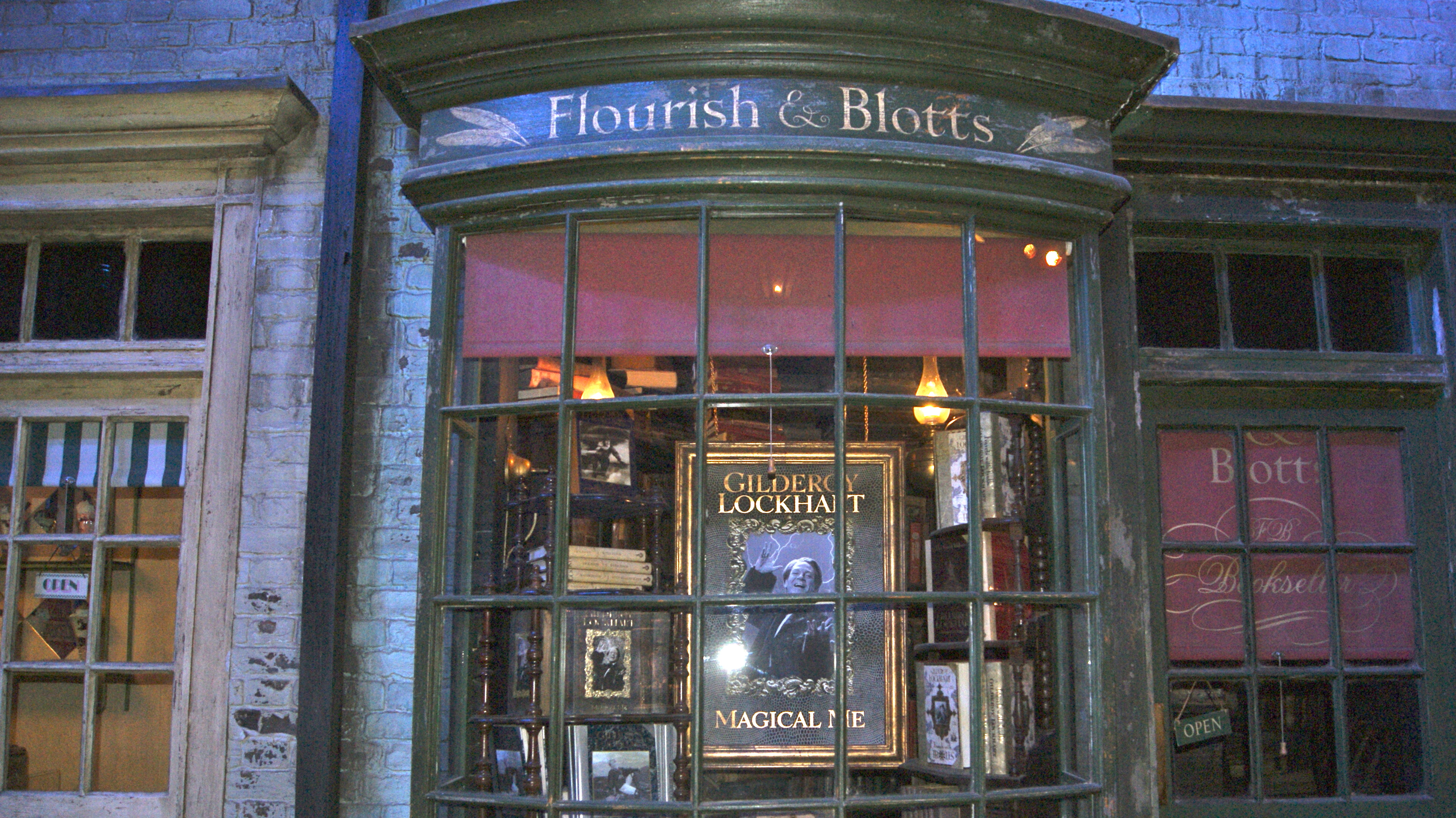 Flourish and Blotts, Sirius Lee Nott Wiki