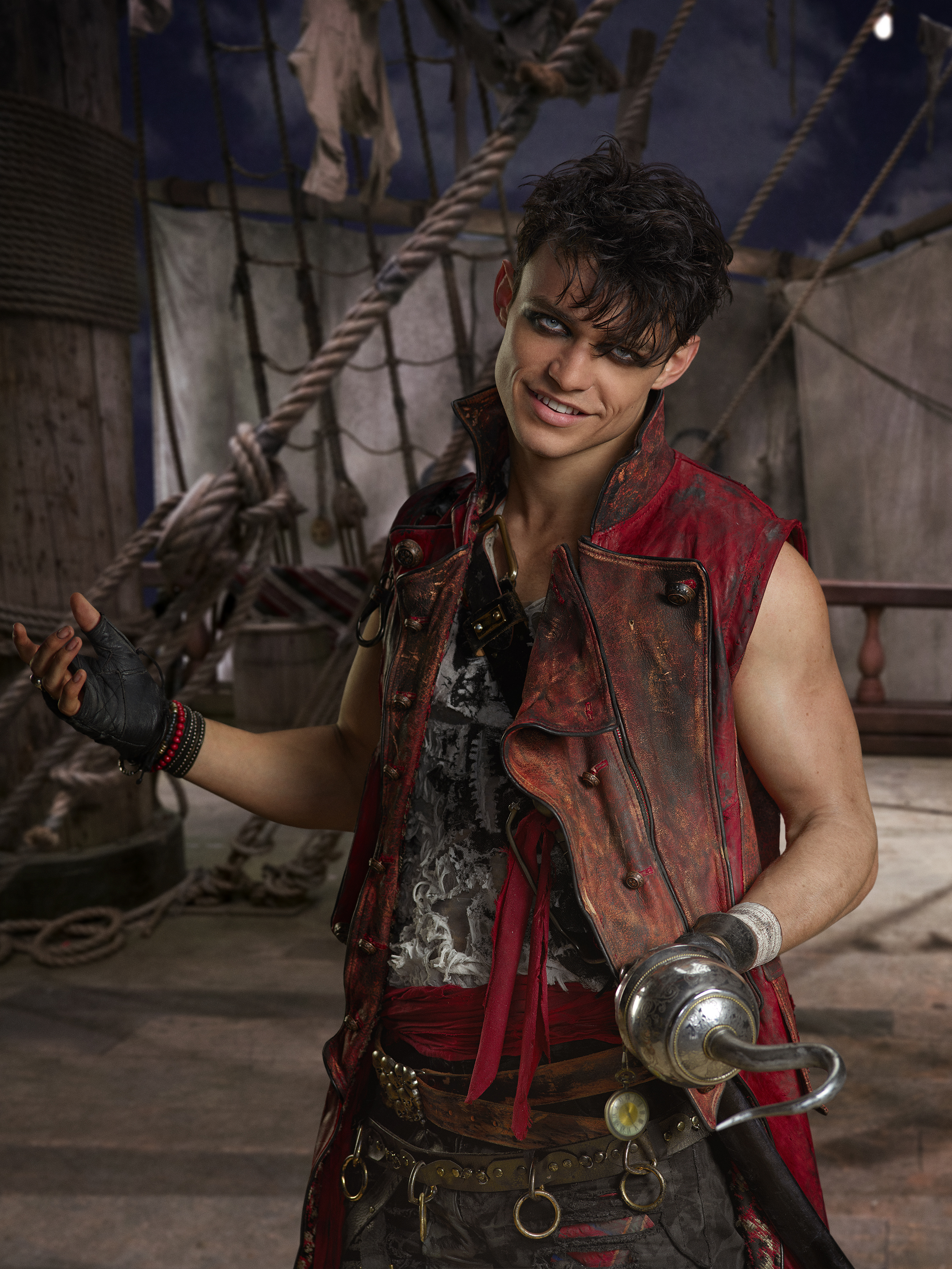 Harry hook descendants 2 deals