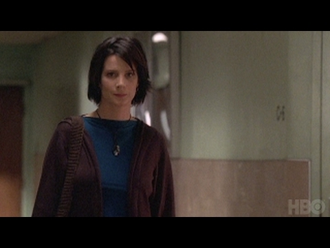 Six_Feet_Under_Trailer_(HBO)-2