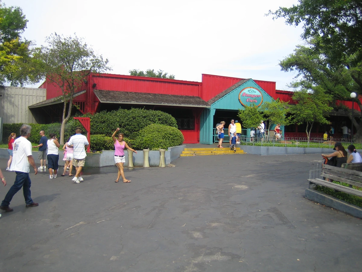 Bumper Cars (Six Flags Over Texas) Six Flags Wiki Fandom
