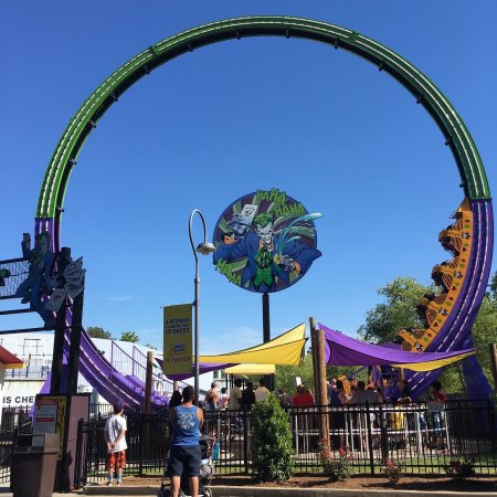 The Joker Chaos Coaster Six Flags Wiki Fandom