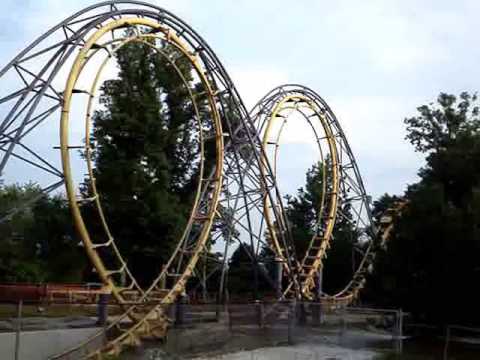 Double Loop, Six Flags Wiki