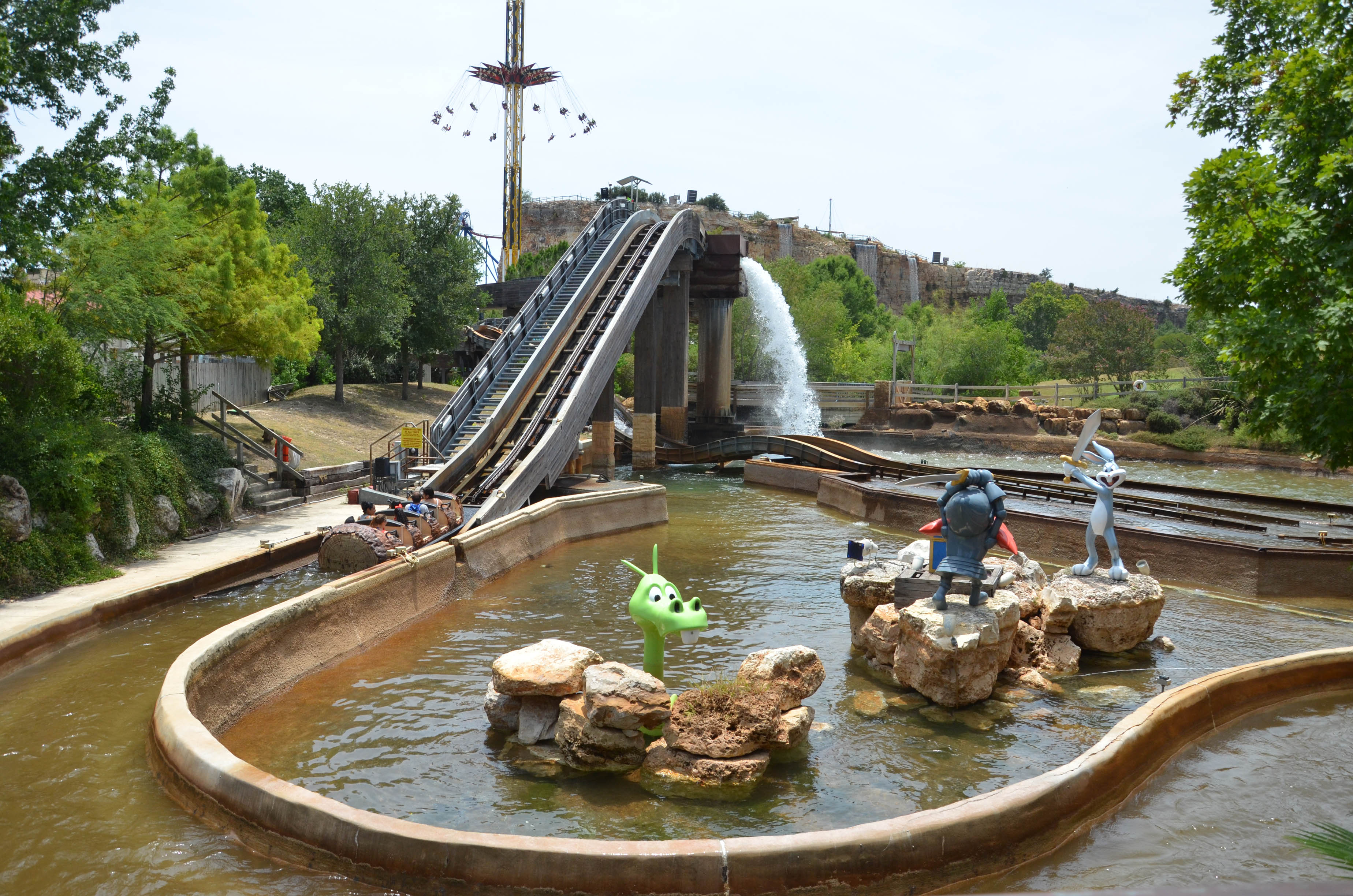 Bugs White Water Rapids Six Flags Wiki Fandom