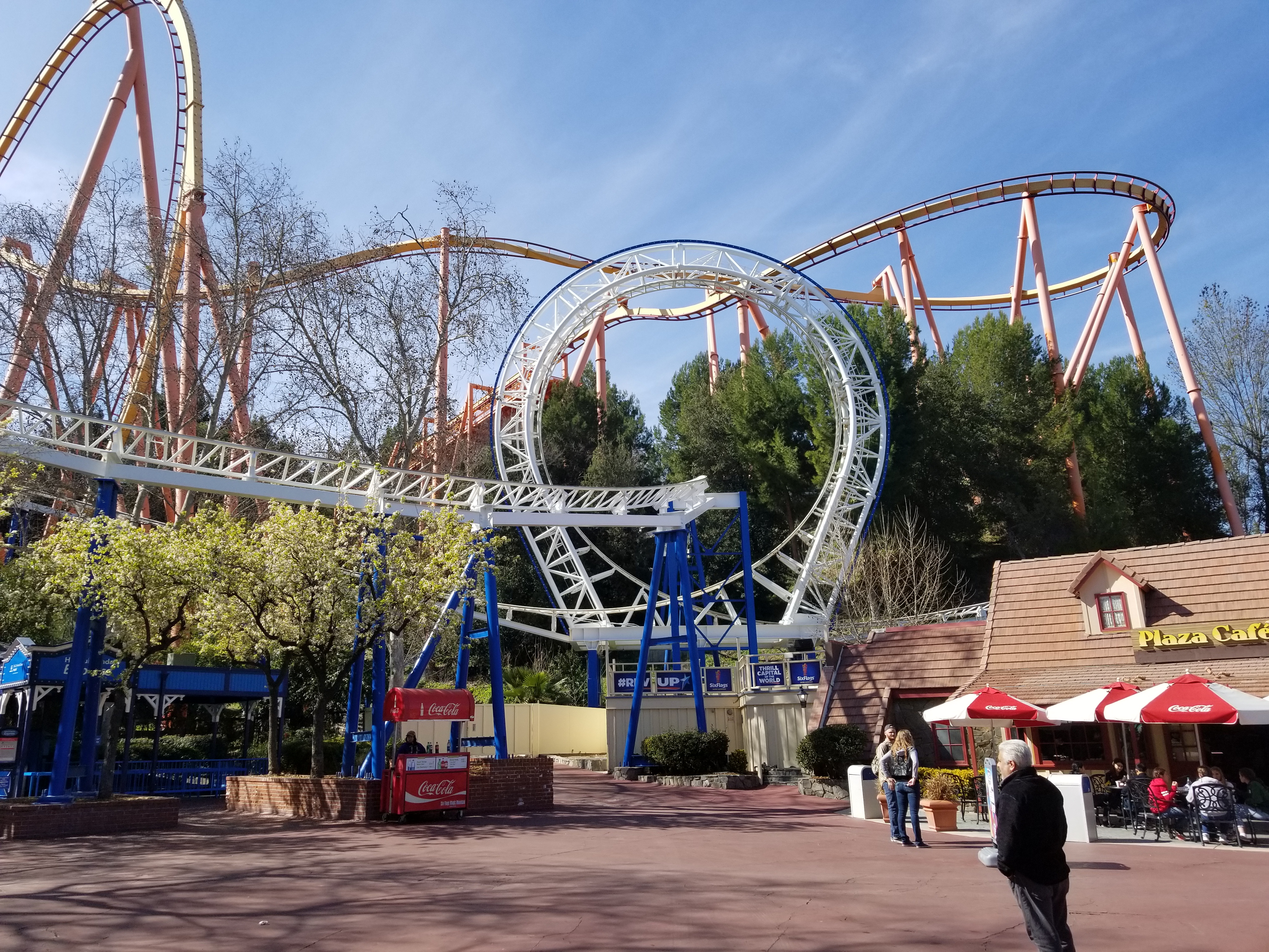 Magic Flyer - Six Flags Magic Mountain