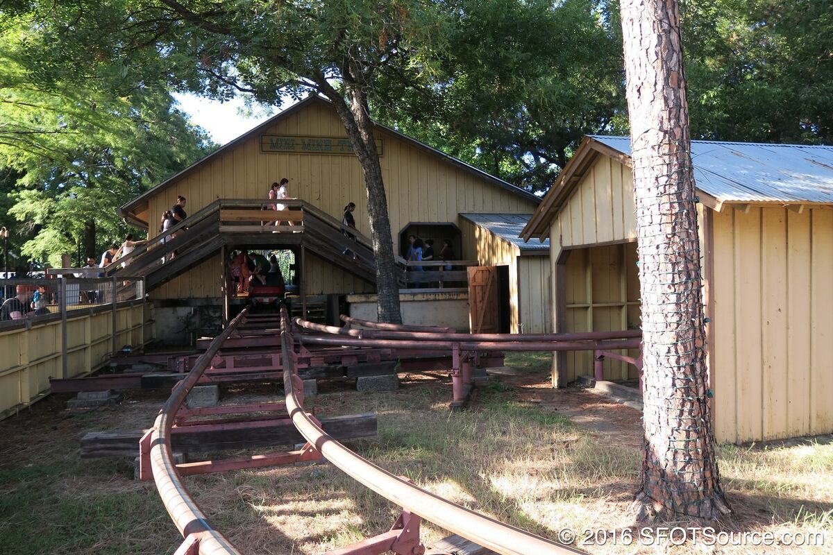 Mini Mine Train Six Flags Over Texas Six Flags Wiki Fandom