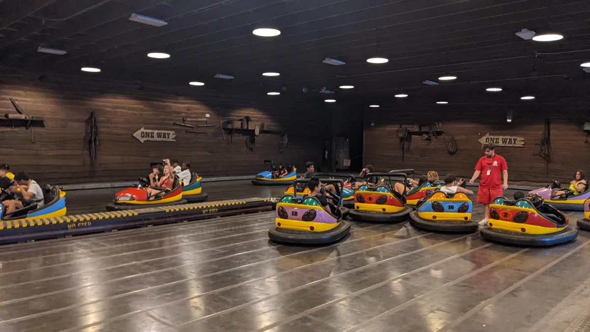 Stampede Bumper Cars Six Flags Wiki Fandom