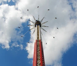 New England SkyScreamer at Six Flags New England
