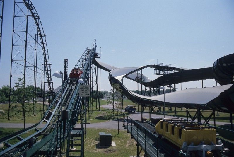 Rolling Thunder Six Flags Great America Six Flags Wiki Fandom