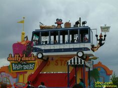 Daffy Duck & The Backlot Tour Bus