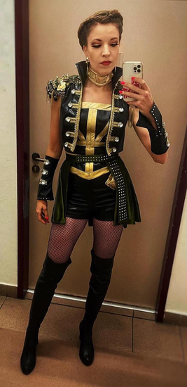 Non-Replica Costume – Hungary 