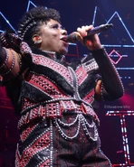 Photographed by @theatrewithv on Instagram