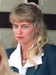 Karla Homolka (25 KB) Karla Homolka