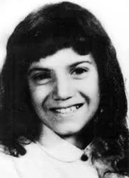 COLÓN Carmen (5 KB) Carmen Colón