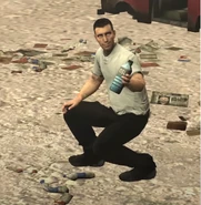 Герой нашёл чёрное золото в бутылке