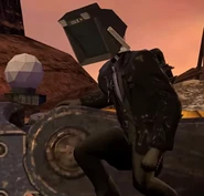 Большой ТВ.jpg (215 КБ) Большой ТВ Мен держит Клешню рукой, чтобы телепортировать её на свою базу.