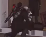 Обычный Камерамен 2.0 укладывает Симпа в контейнер.