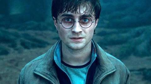 Harry_Potter_and_the_Deathly_Hallows_Trailer_Official_HD