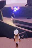 Collecting-WL.png (155 kB) Uma Criança de Sky coletando uma Luz Alada