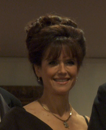 Victoria Kelly Preston.png
