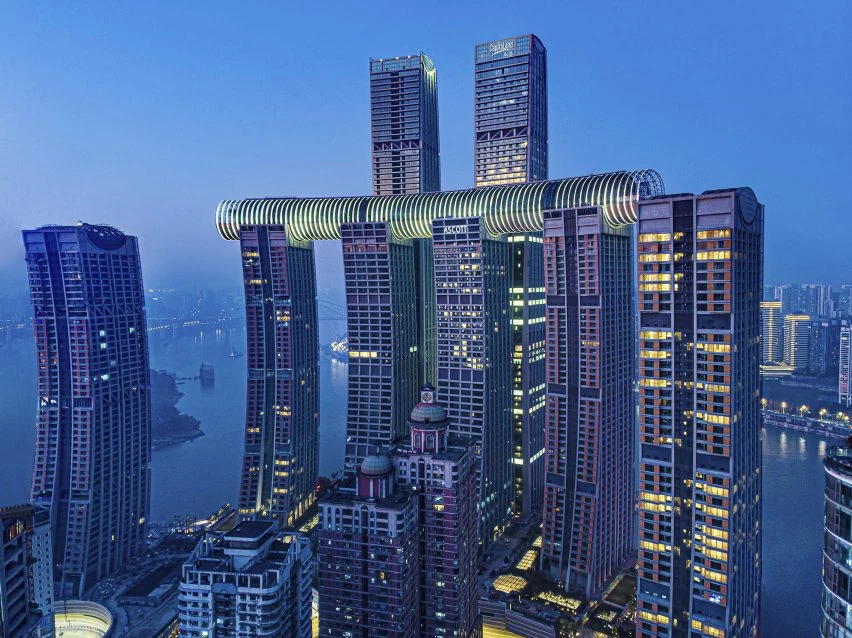 洋楽 SKYSCRAPER Huge 