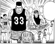 Hanamichi showing his efficient dribbling skills to join the practice game