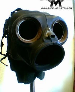 sid wilson skull gas mask