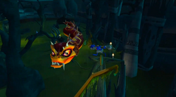 La bestia persiguiendo a Sly.