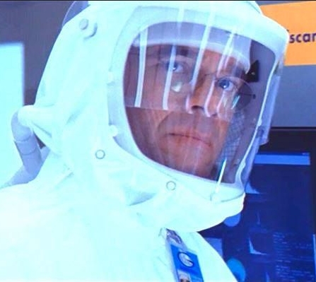 Cleanroom suit - Wikipedia