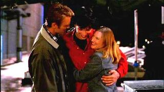 Clark, Martha, and Jonathan (Smallville)6