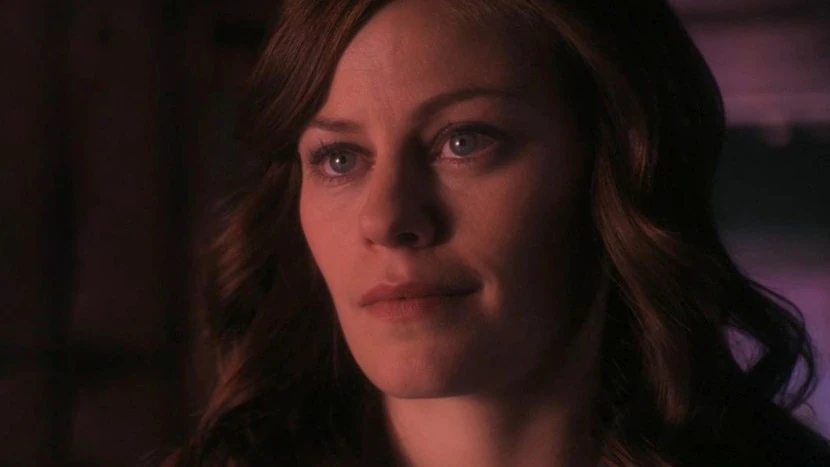 Tess Mercer | Smallville Mega Fanon Wiki | Fandom