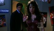 Smallville 9x13 warrior 131