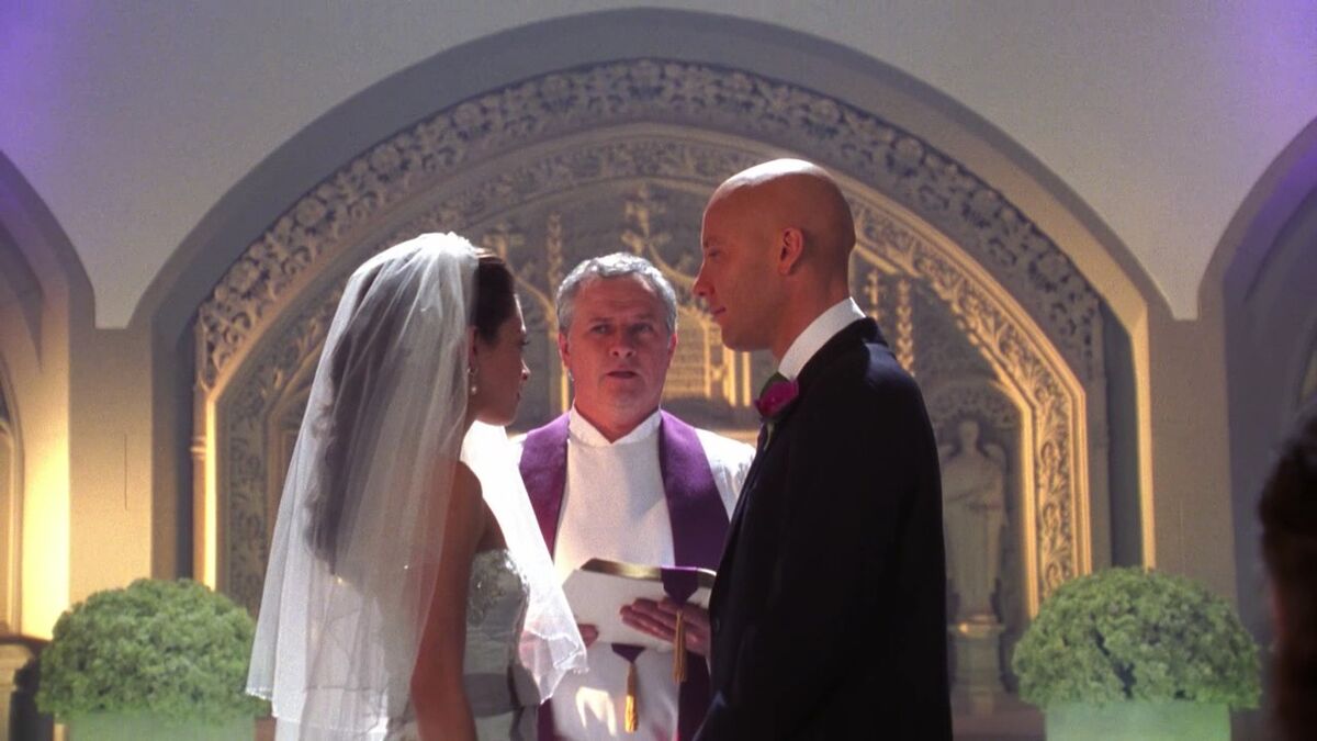 Why did Lex marry Lana?
