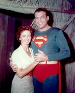 550w movies superman 02.jpg (114 KB) Noel Neill and George Reeves in Adventures of Superman.