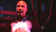 ...so that Zod enters Lex's body.