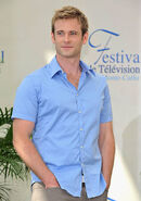 Actor-eric-johnson-attends-a-photocall-promoting-the-tel 003