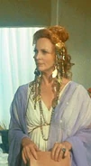 Ww0625.jpg (12 KB) Beatrice Straight as Queen Hippolyta in The New Original Wonder Woman TV series (episodes: The Return of Wonder Woman and The Bermuda Triangle Crisis).