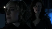 Tess and Chloe work together to save Clark