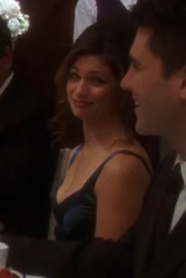 DinnerGuest12Crimson