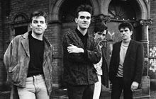 220px-SmithsPromoPhoto TQID 1985.jpg