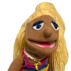 Melissa and doug puppet shop