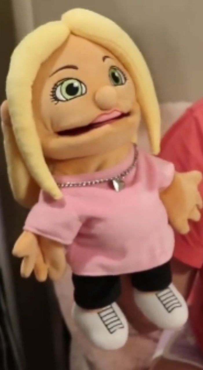 Chilly Jimenez Puppet Supermariologan Wiki Fandom Chilly Jimenez Puppet Supermariologan Wiki Fandom