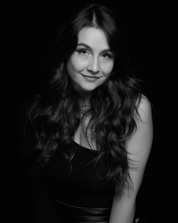 Olivia DeLaurentis | Smosh Wiki | Fandom